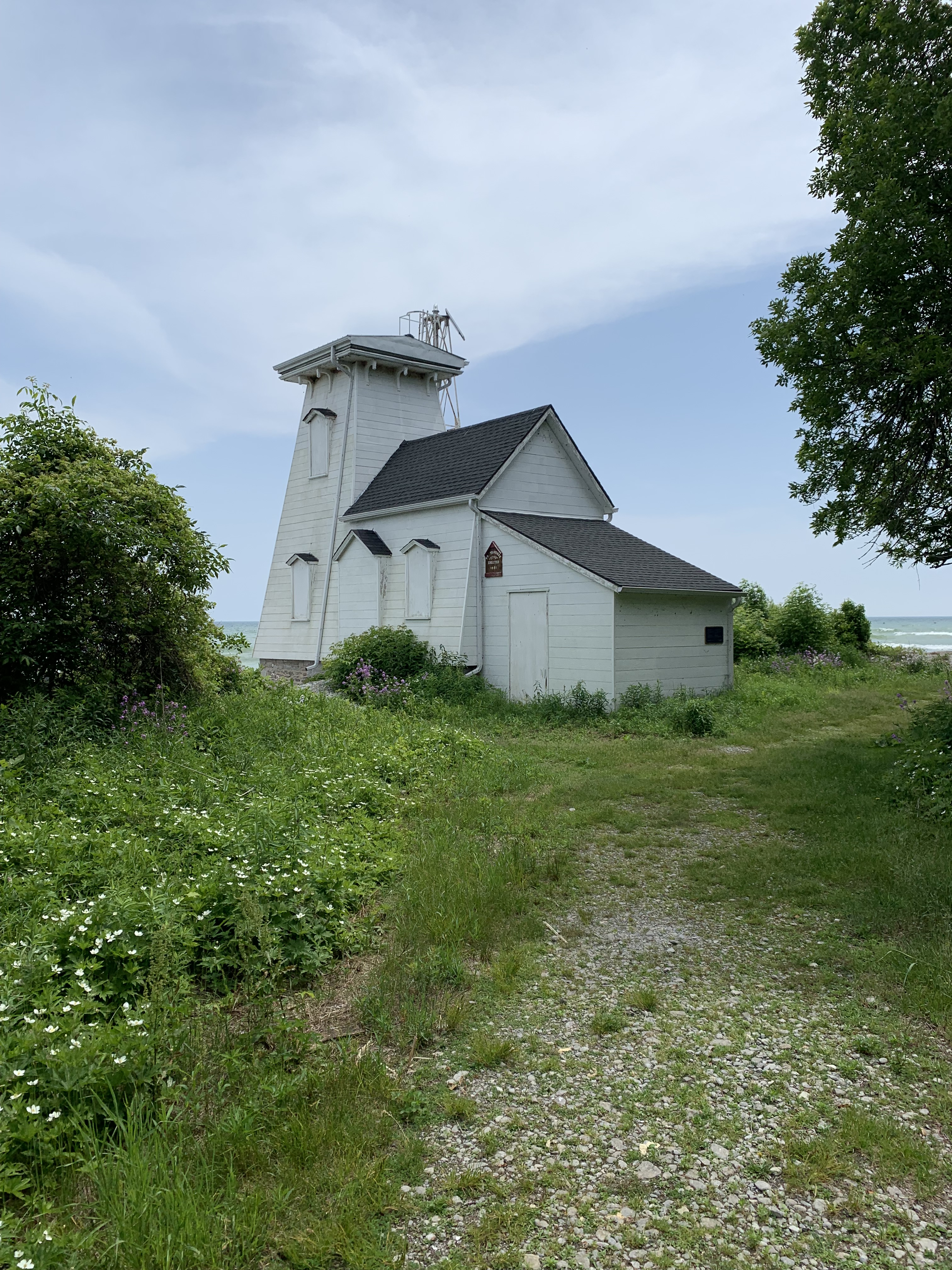 Little Bluff, Prince Edward County
