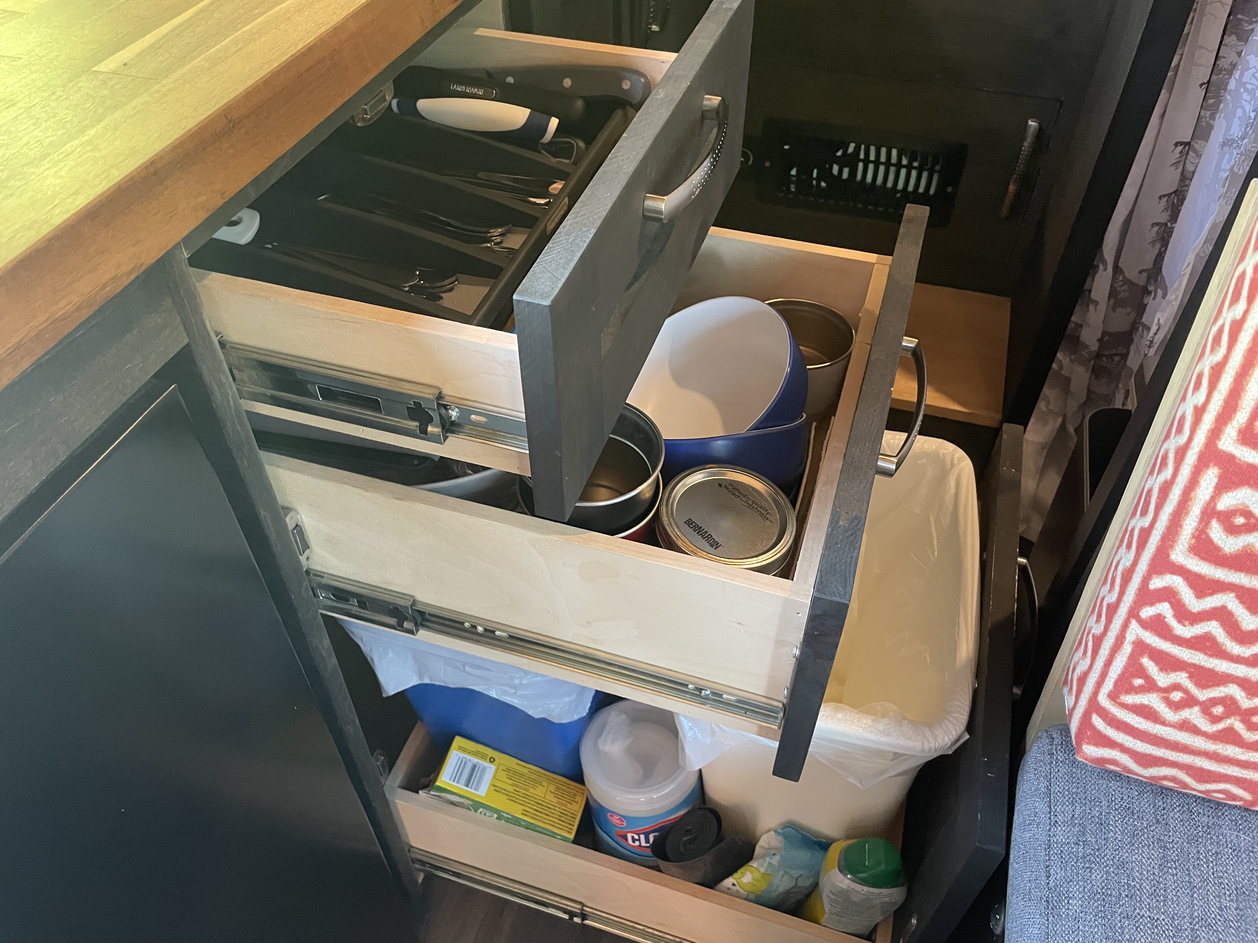 Cutlery and dish drawers
